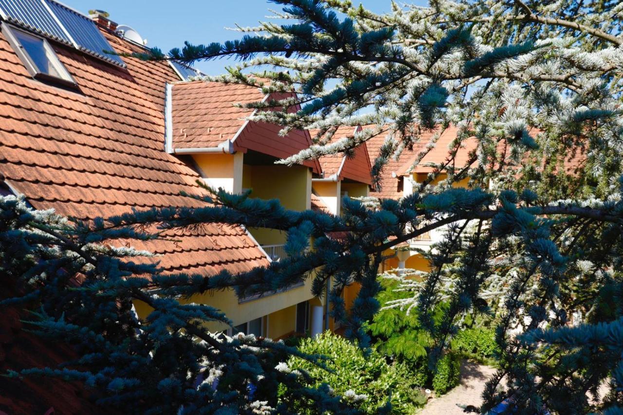 Wagner Panzio Hotel Cserszegtomaj Exterior photo