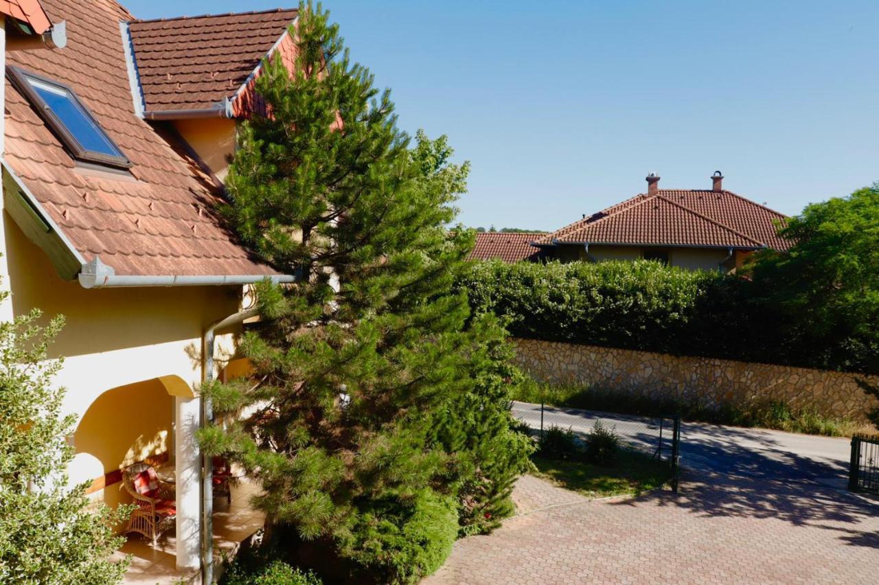Wagner Panzio Hotel Cserszegtomaj Exterior photo