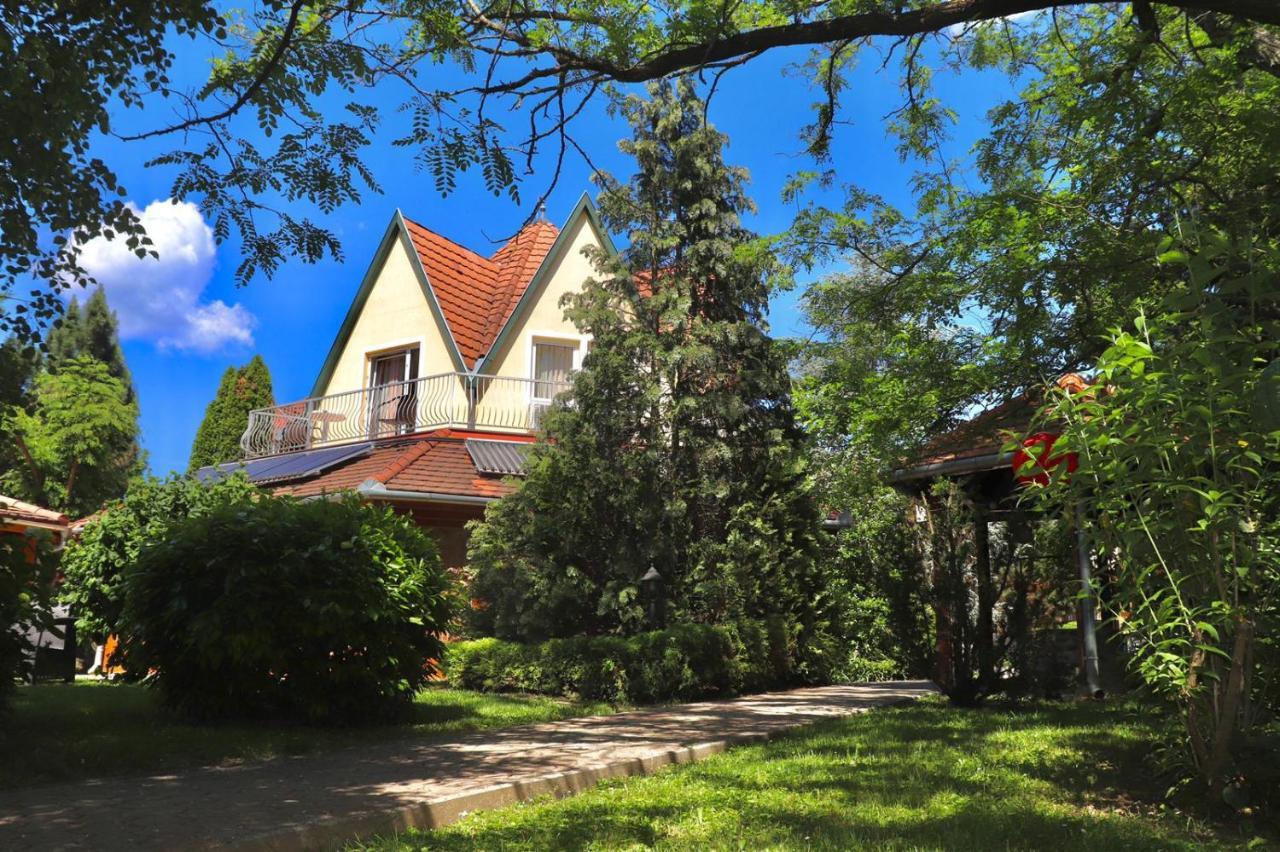Wagner Panzio Hotel Cserszegtomaj Exterior photo